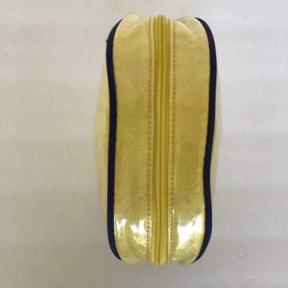 GIVENCHY ROUND MAKEUP COSMETIC BAG - Picture 7 of 13